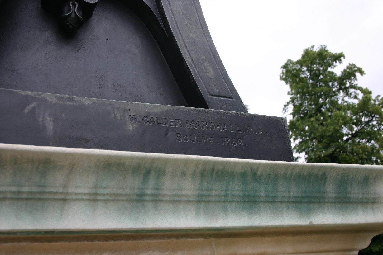 Edward Jenners' monument, Kensington Gardens, London - 06.JPG